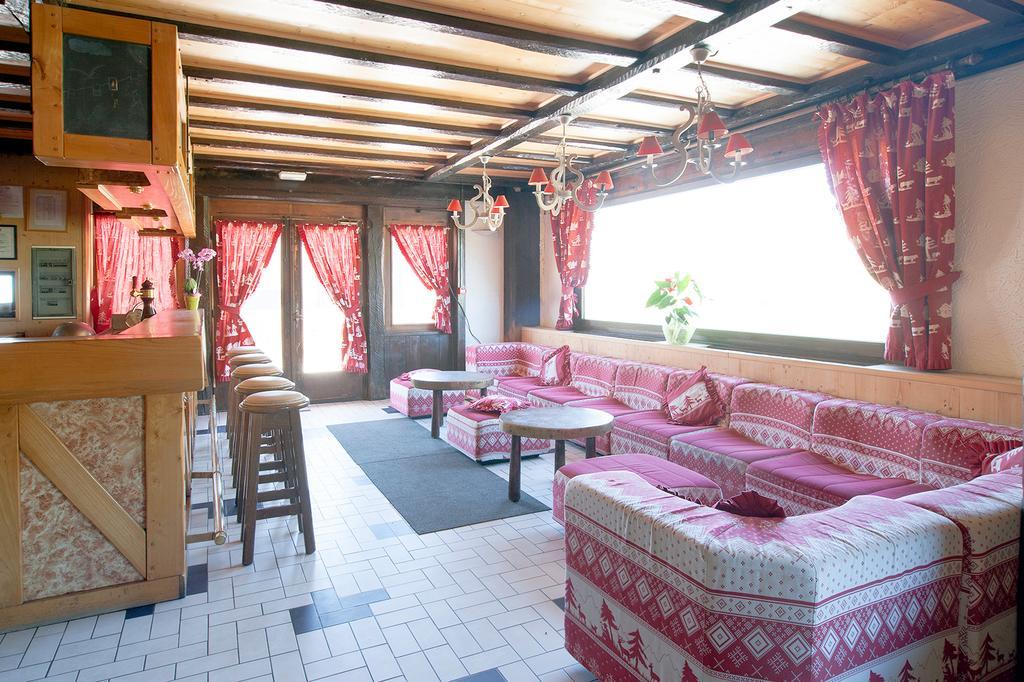 Madame Vacances Hotel Le Christina Alpe d'Huez Dış mekan fotoğraf
